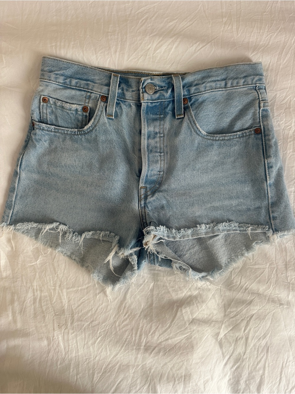 Levi light blue shorts size 27